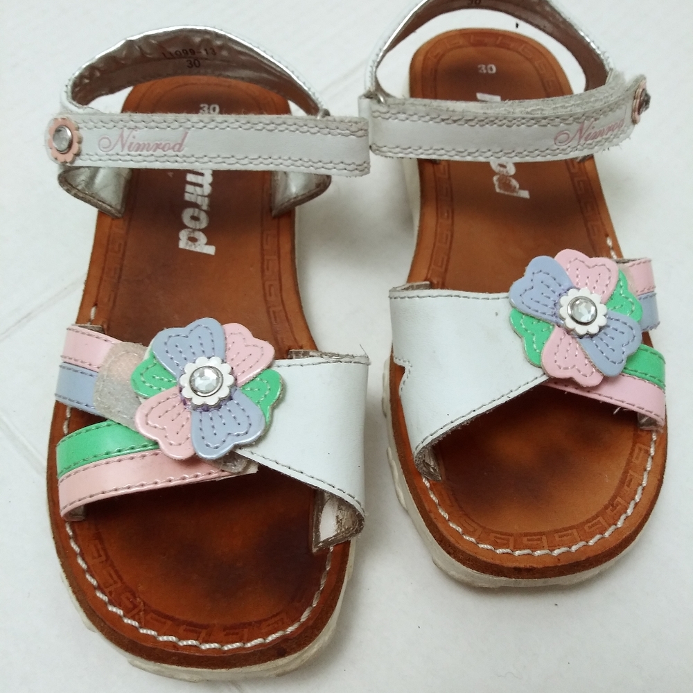 Nimrod Little Girl's 13 Sandal White